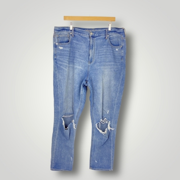 American Eagle Outfitters Denim - American Eagle Destroy Mom Jean